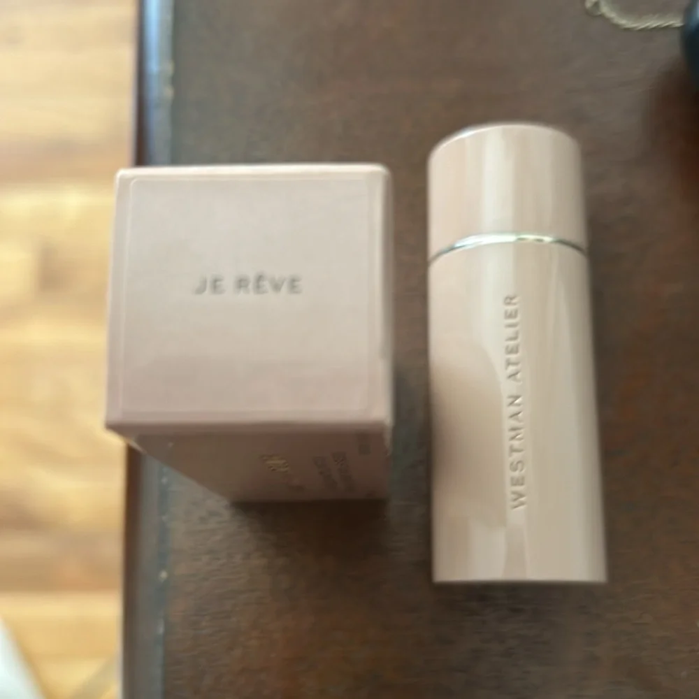 Westman Atelier hydrating matte